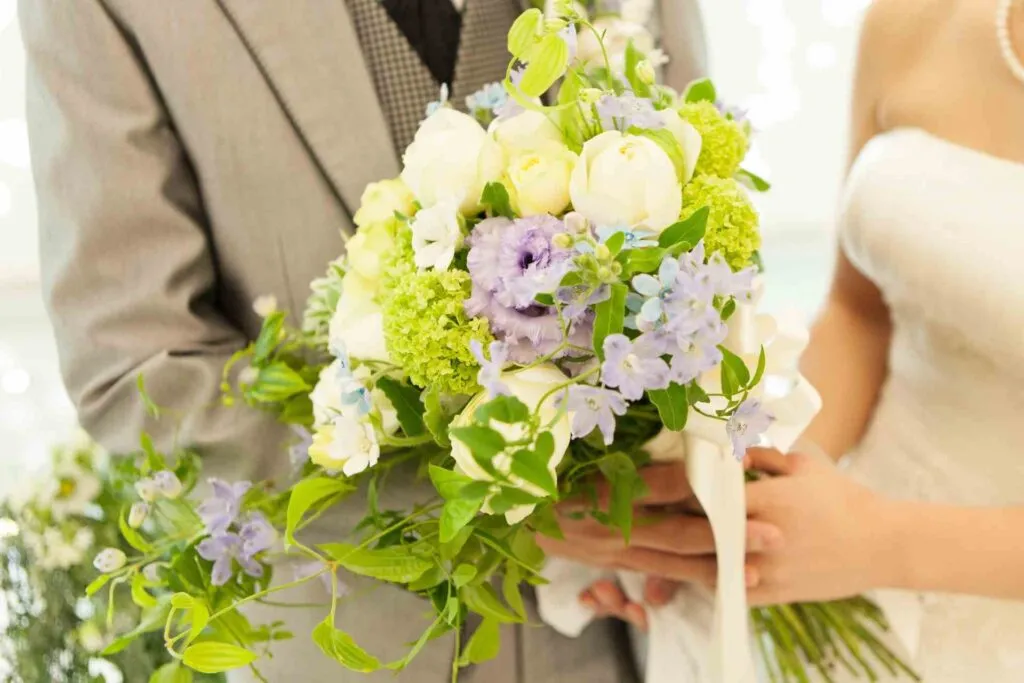 予算1万円!ハイセンスな結婚祝いに定番×定番を!
