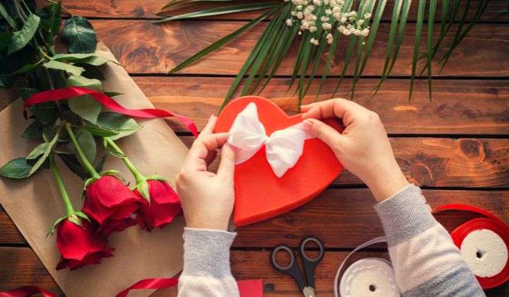 20代男性がもらって嬉しいプレゼントは？関係性やお祝いのタイミングから選ぼう！