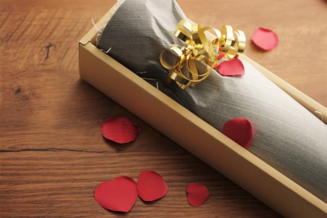 白ワインはおしゃれなプレゼントにおすすめ！選び方のポイントもご紹介