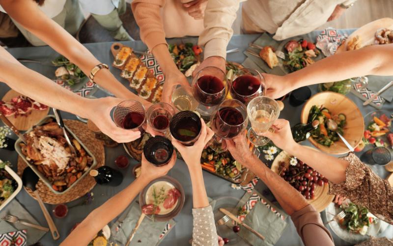 20歳になったら挑戦したい！お酒を初めて飲む方におすすめのワイン・ギフトの紹介