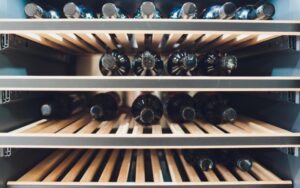ワインセラーの魅力とは？必要性や選ぶポイントを徹底解説