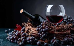 カベルネ・ソーヴィニヨンの特徴や魅力とは？相性のいい料理やおすすめワインも徹底解説